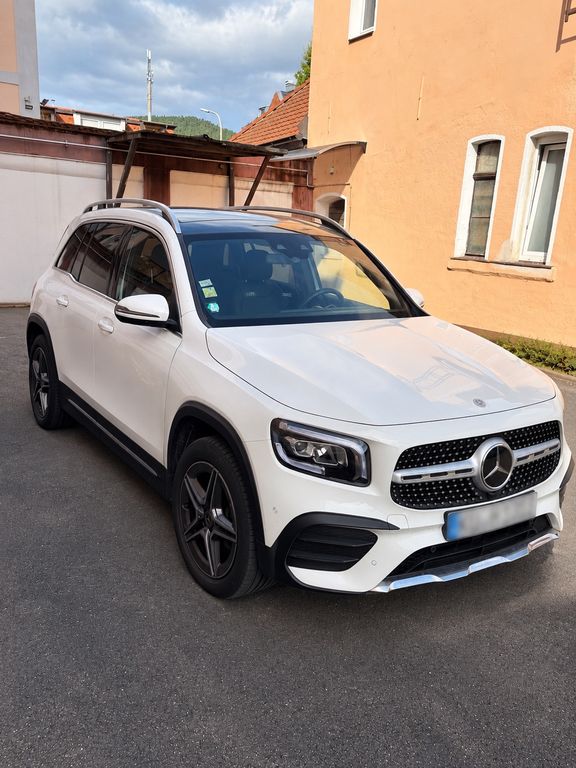 Image of Mercedes-Benz GLB 250