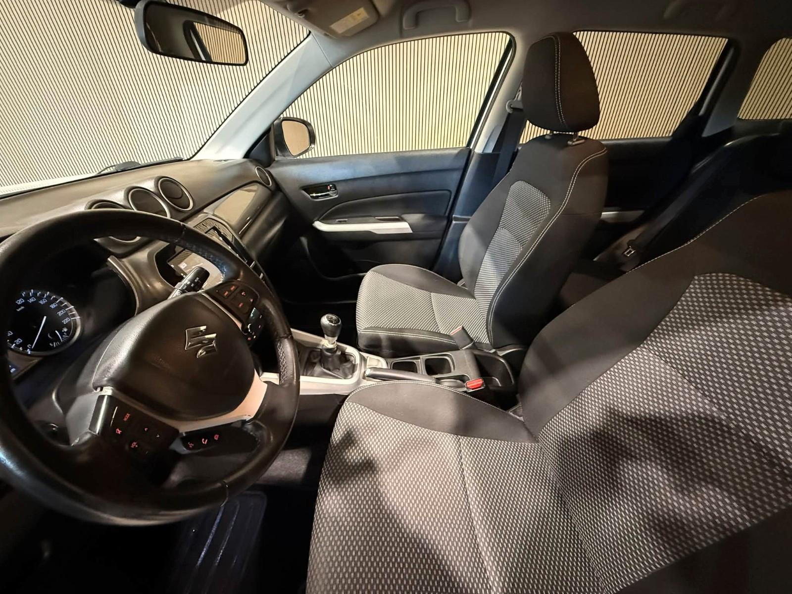 Suzuki Vitara 2015 — photo 11