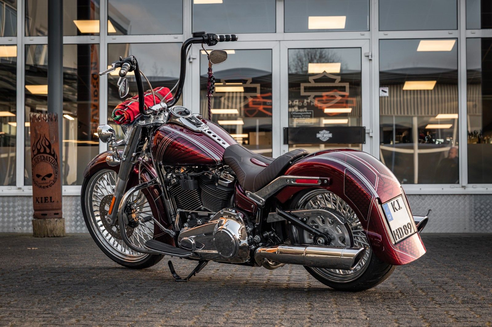 Fahrzeugabbildung Harley-Davidson FAT BOY FLFBS 114 MY24 - Chicano Umbau- Custom