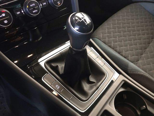 Golf VII IQ DRIVE 1.0 TSI 6-Gang*SHZ*Blind-Spot*