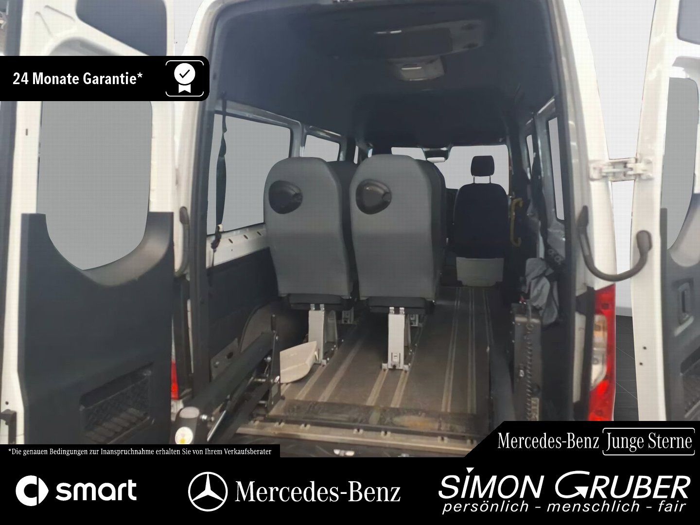 Fahrzeugabbildung Mercedes-Benz Sprinter 317 Tourer hoch Standard Rollstuhl Lift