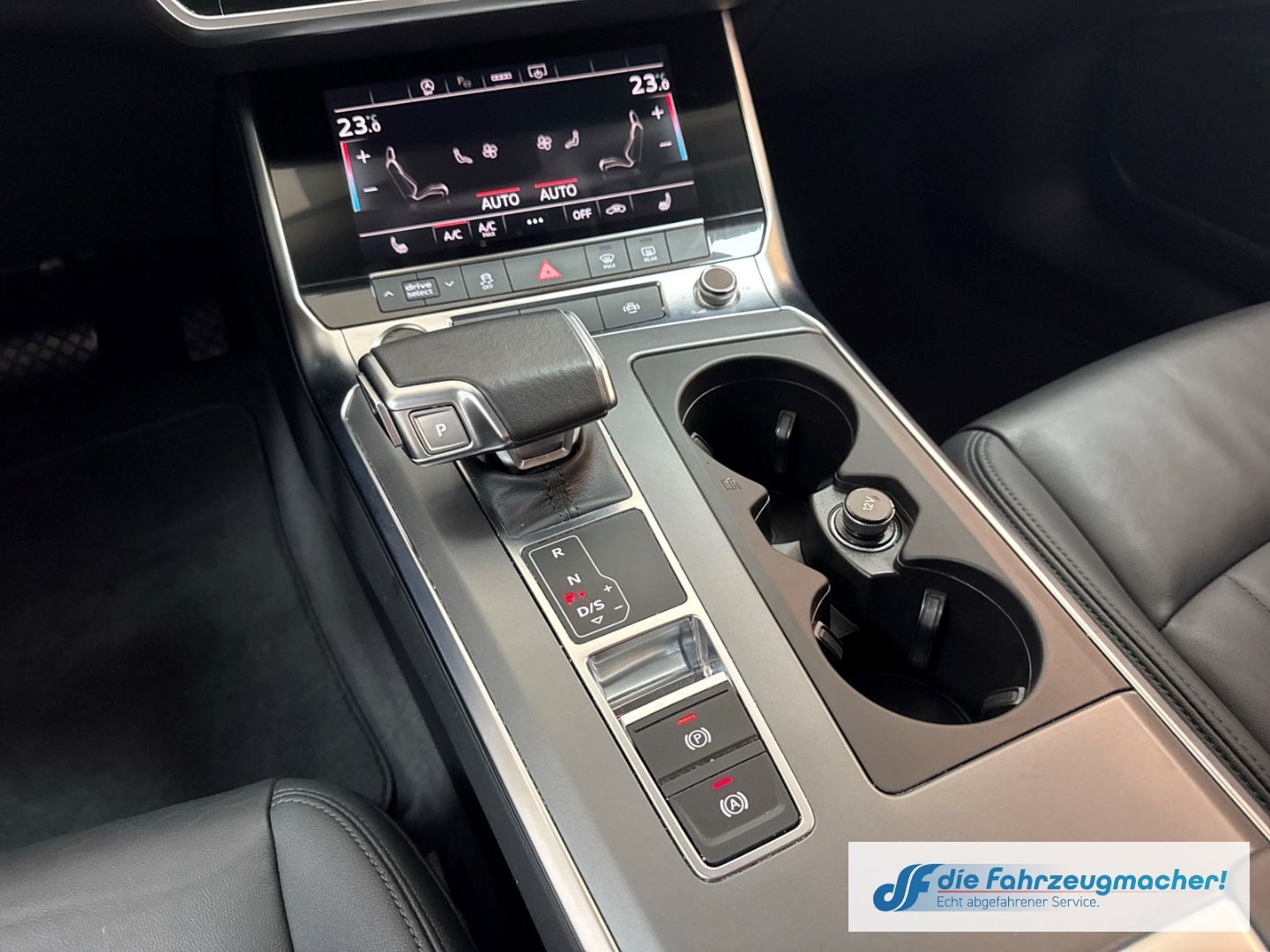 Fahrzeugabbildung Audi A6 Avant 40 TDI Navi LED ACC El. Heckklappe Meh