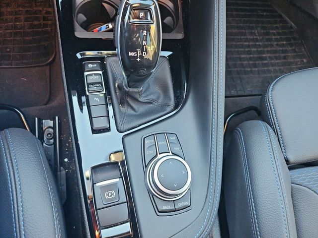 X1 sDrive 18i Automatik M Sport AHK