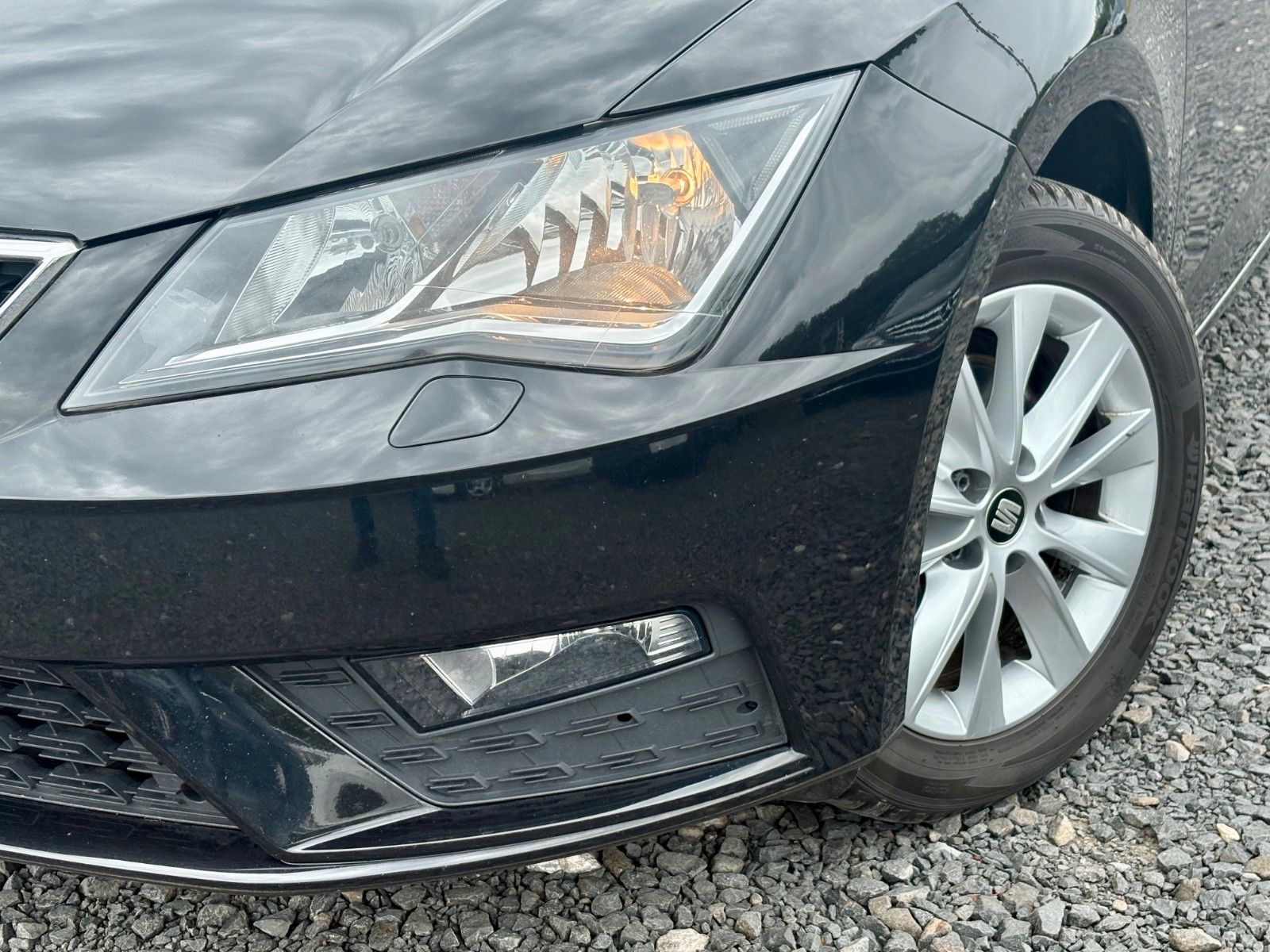 Fahrzeugabbildung SEAT Leon Style 1.4 TSI Klima SHZ Tempomat SPORTLENKR