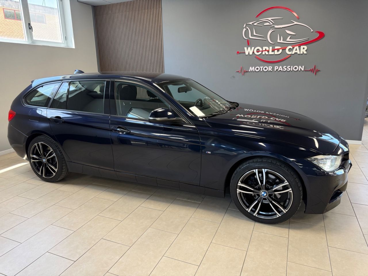 BMW 320 - 1