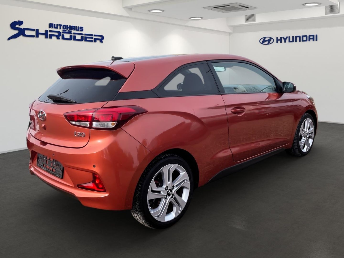 Fahrzeugabbildung Hyundai i20 Coupe 1,4 CRDi Style Leder Allwetter Panoram