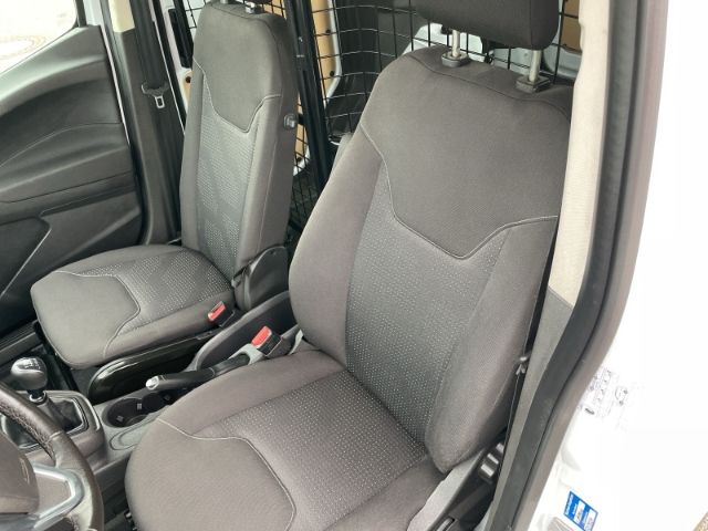 Fahrzeugabbildung Ford Transit Courier 1.0 EcoBoost Trend AHK,  Klimaan