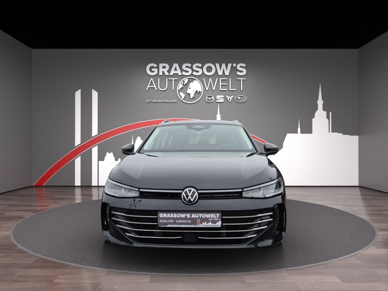 Fahrzeugabbildung Volkswagen Passat Variant 1.5 eTSI  DSG MATRIX/NAV/HEADUP