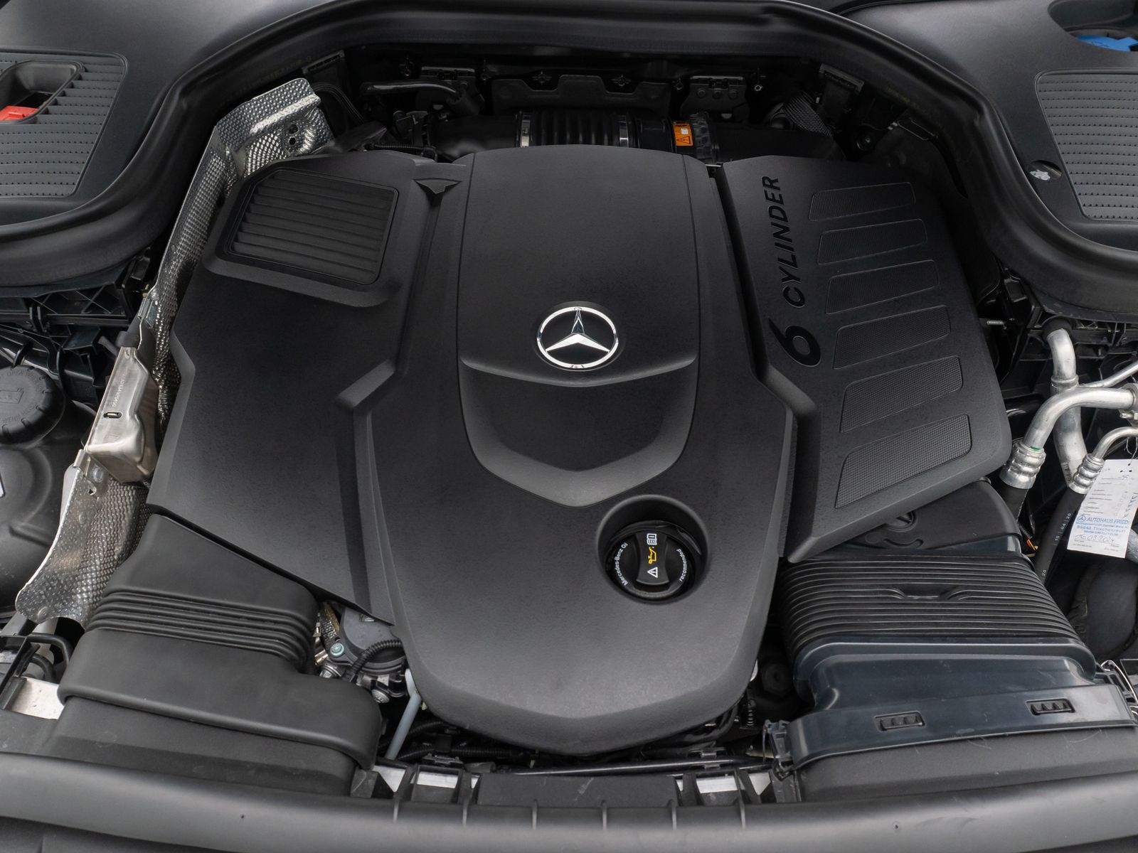Fahrzeugabbildung Mercedes-Benz GLC 400d Coupe 4Matic AMG Line Kamera AHK Leder