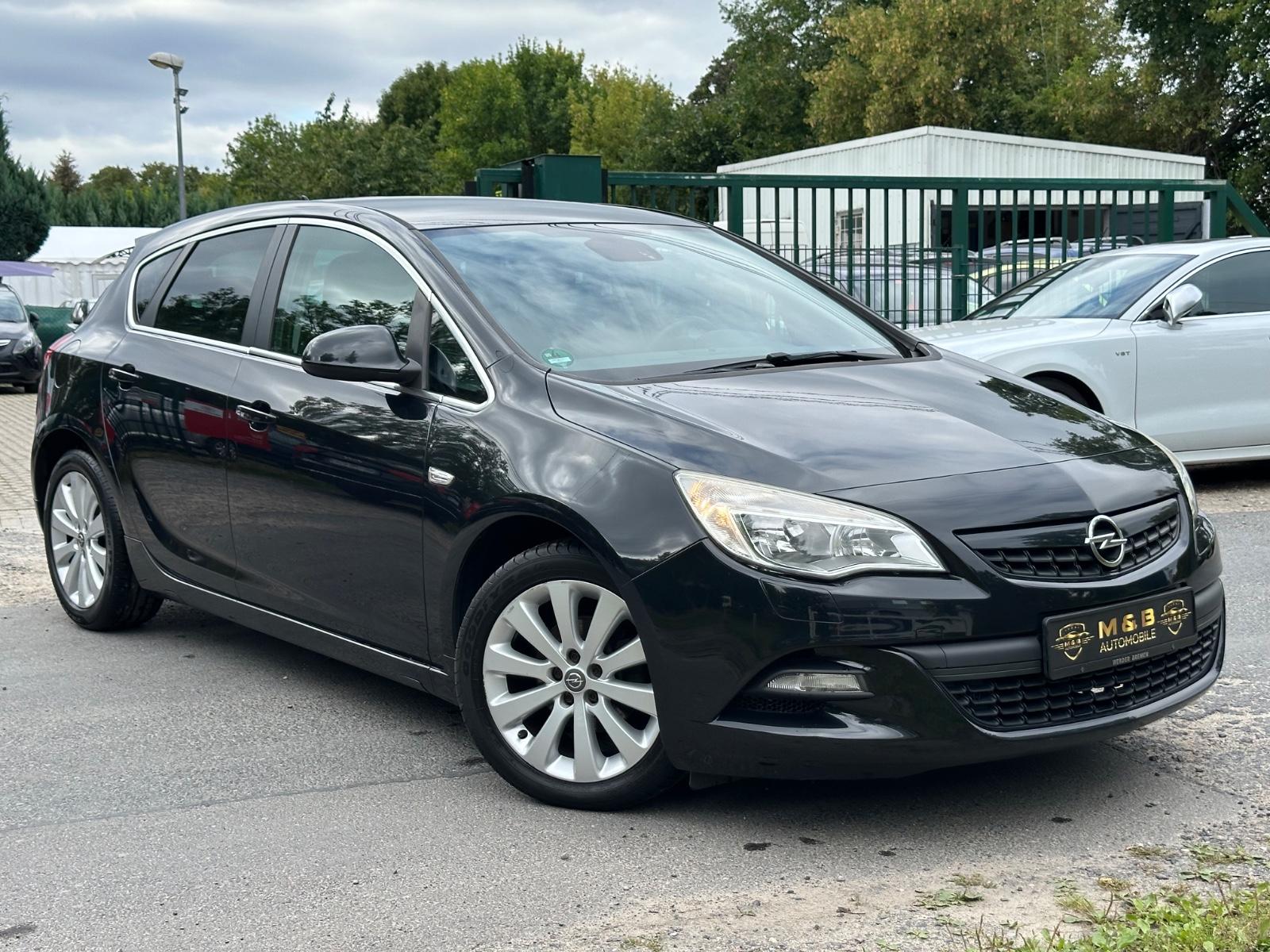 Opel Astra J Lim. 5-trg. Edition Sport Top Zustand