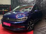 Volkswagen Touran Highline 2.0TDI*LED*111Tkm*150Ps*Massage* - Volkswagen Touran mit Diesel-Antrieb: Limousine