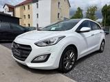 Hyundai i30 cw Premium*TüV 06/27*EU6*1HA*TEMPO*AHK* - Hyundai i30 Premium mit Diesel-Antrieb
