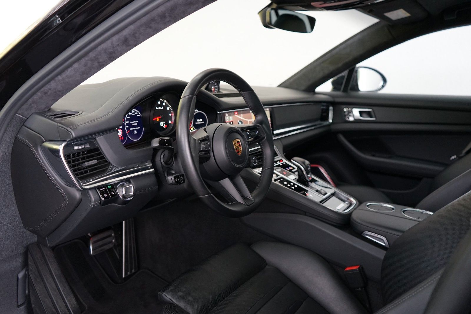 Porsche Panamera Turbo S Sport Turismo/Black/Approved foto 23