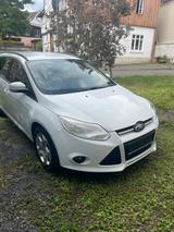 Ford Focus 2011  1.6 Benziner - Ford Focus aus 2011: Focus2011