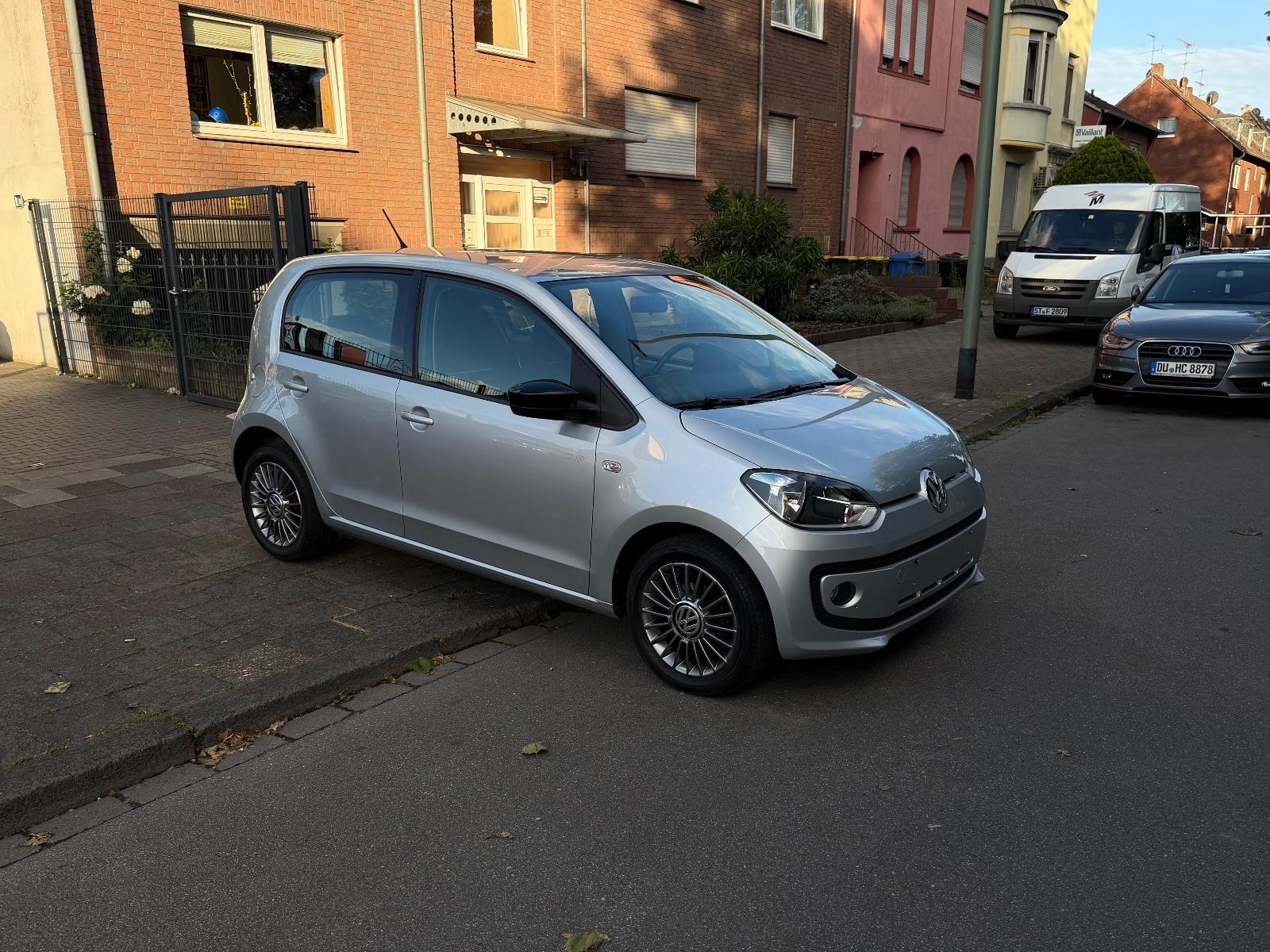 Volkswagen up! cup up!