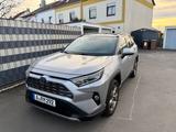 Toyota RAV 4 2.5 Hybrid Vollausstattung Lounge - Toyota RAV 4 mit Hybrid-Antrieb: Silber