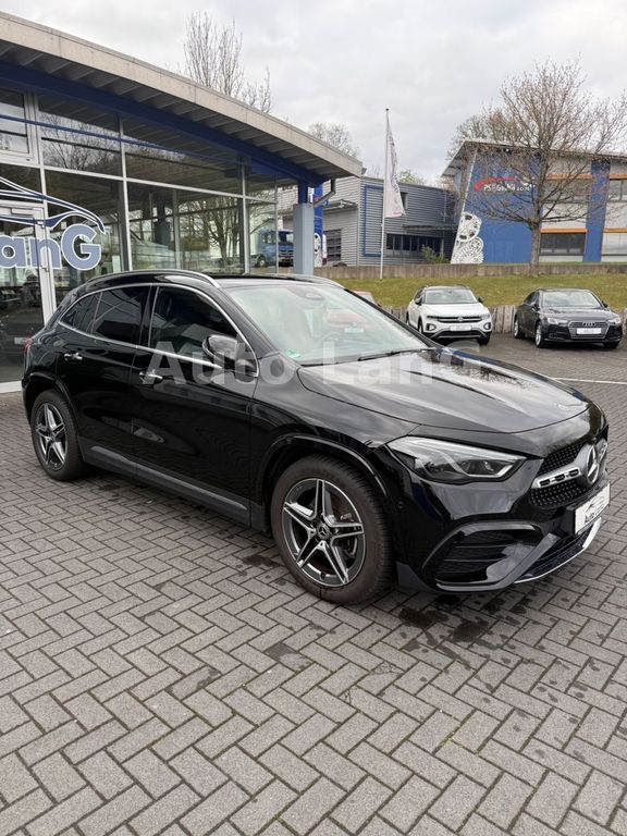 Image of Mercedes-Benz GLA 200