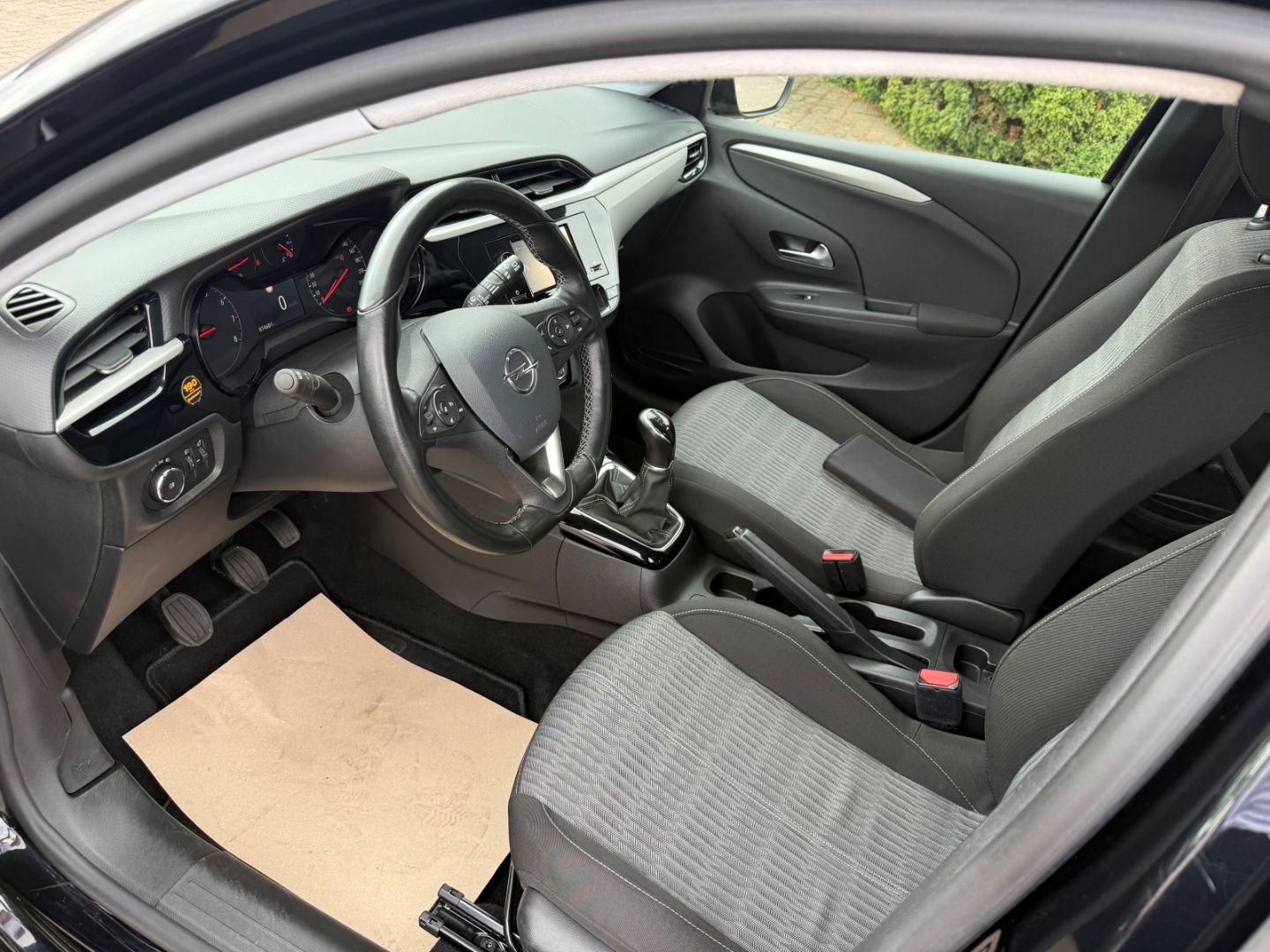 Fahrzeugabbildung Opel Corsa F Edition 1.2 SHZ+LHZ+PDC im Top Zustand