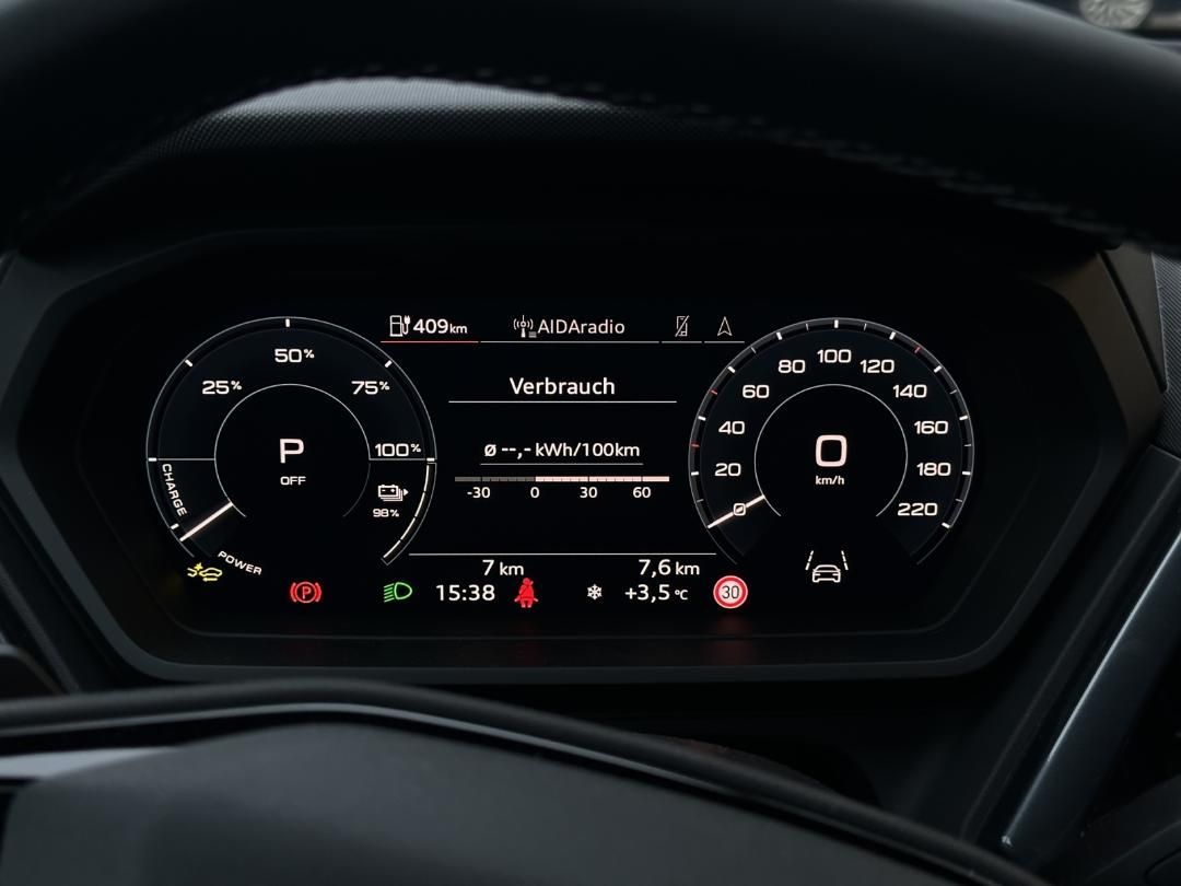 Fahrzeugabbildung Audi Q4 e-tron Sportback 45 e-tron AHK,HUD,Kamera,LED
