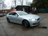 BMW 520 5 Limousine 520 i - BMW 520 aus 2013 mit Benzin-Antrieb: Limousine