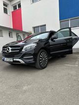 Mercedes-Benz GLE 250 d 4MATIC - - Mercedes-Benz GLE-Klasse Gebrauchtwagen in München