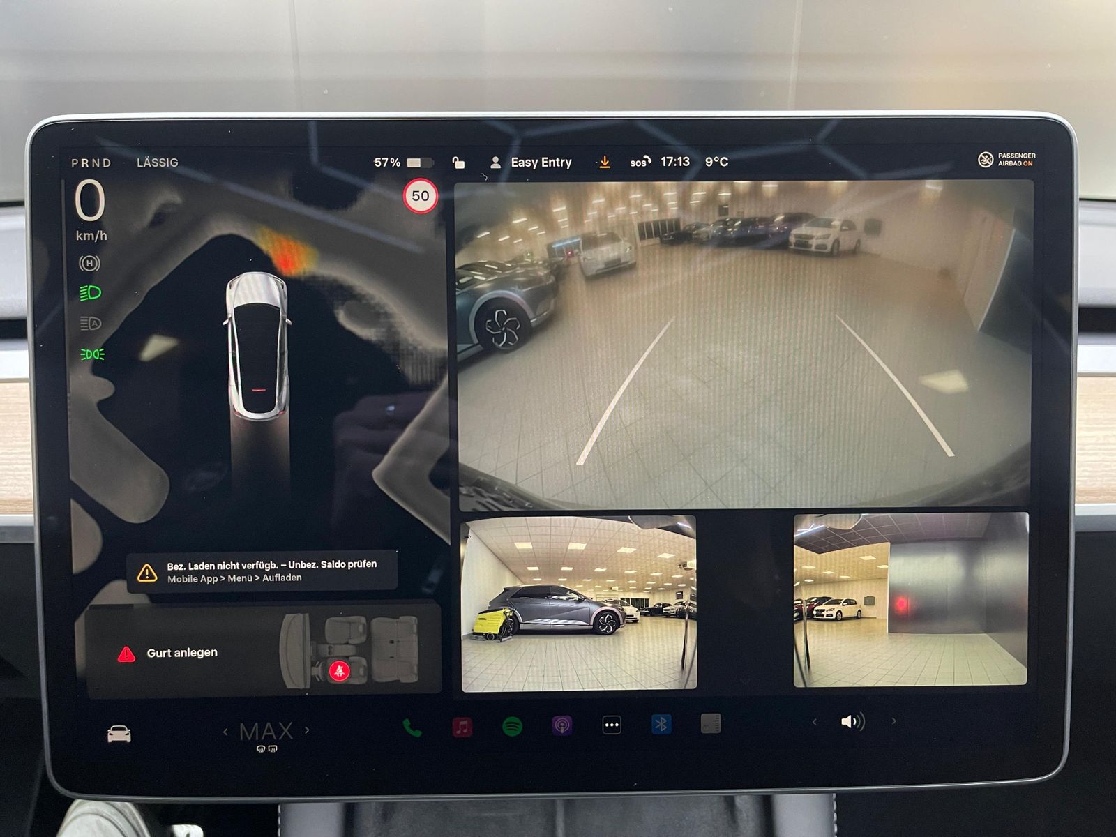 Fahrzeugabbildung Tesla Model Y Long Range Perform AWD+AHK+PANO+LED+ACC+