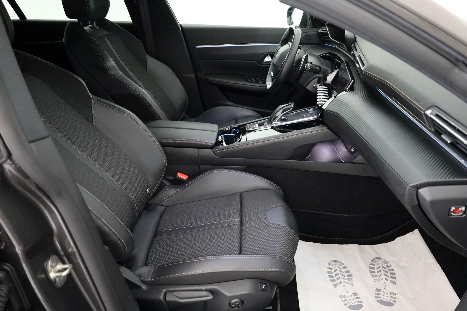 Fahrzeugabbildung Peugeot 508 SW GT TLeder,Navi,ACC,360°,CarPlay,City-Pak.