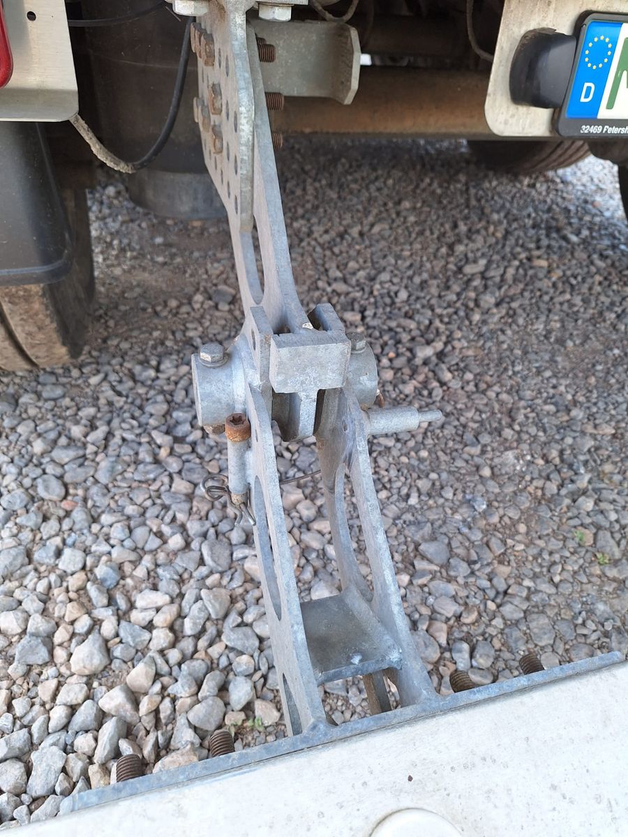 Fahrzeugabbildung Benalu Bulkliner S 95  50m³ Kombiklappe