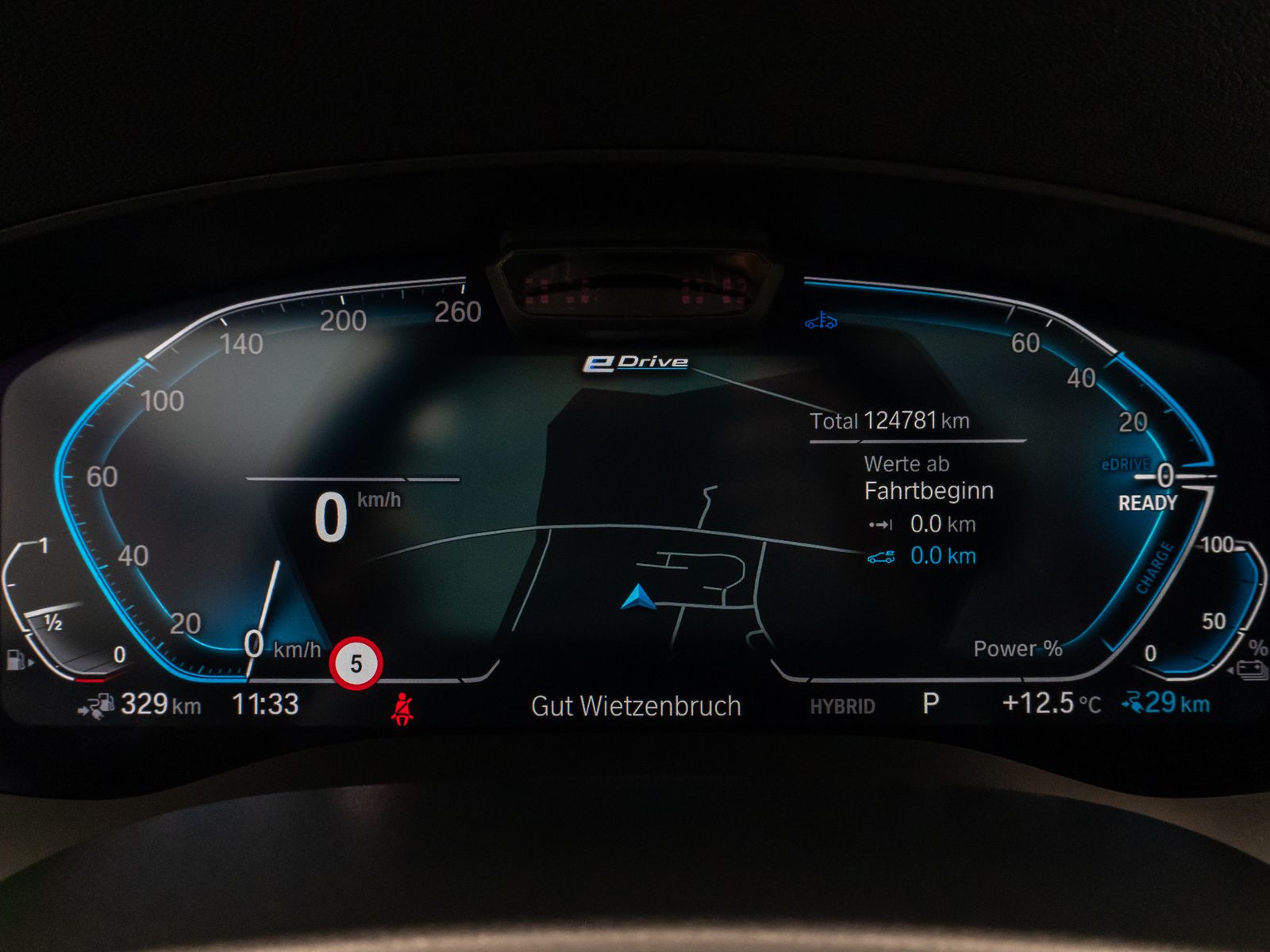 Fahrzeugabbildung BMW 530e Panorama 360°DAB H/K ACC AHK Alarm Leder