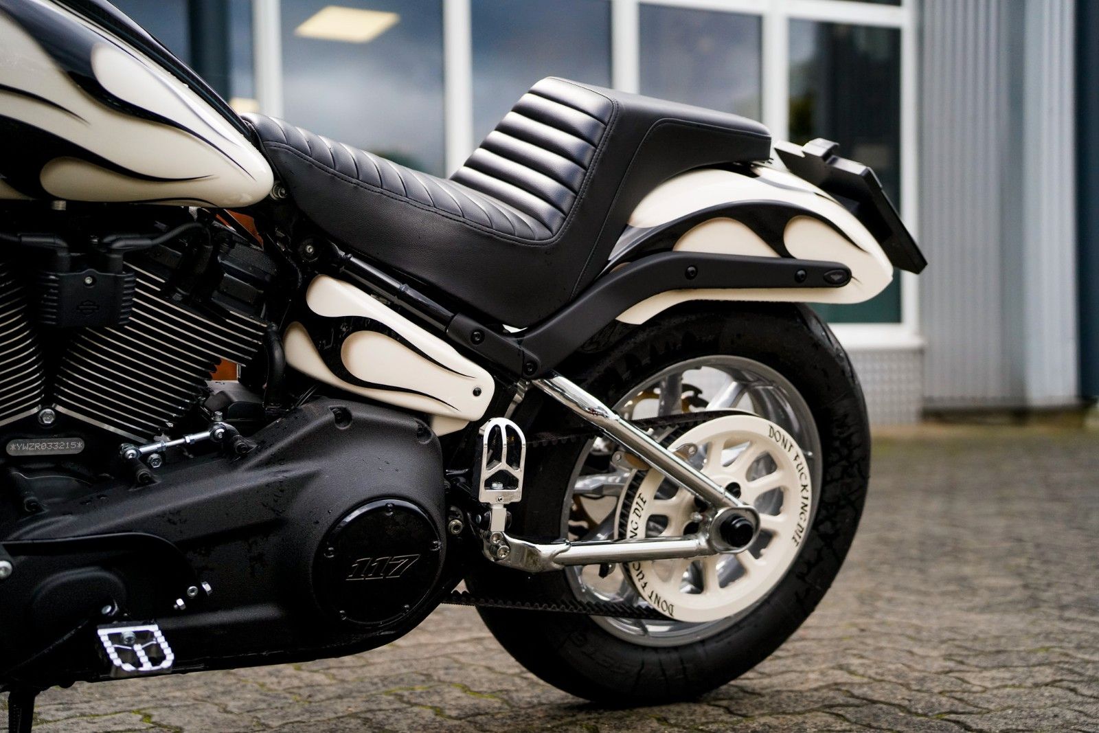 Fahrzeugabbildung Harley-Davidson FXLRS Low Rider S 117 cui - Clubstyle - Jekill