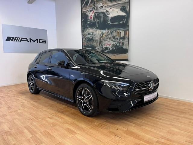 Mercedes-Benz A 250e AMG-Line Panorama Distronic Keyless Go