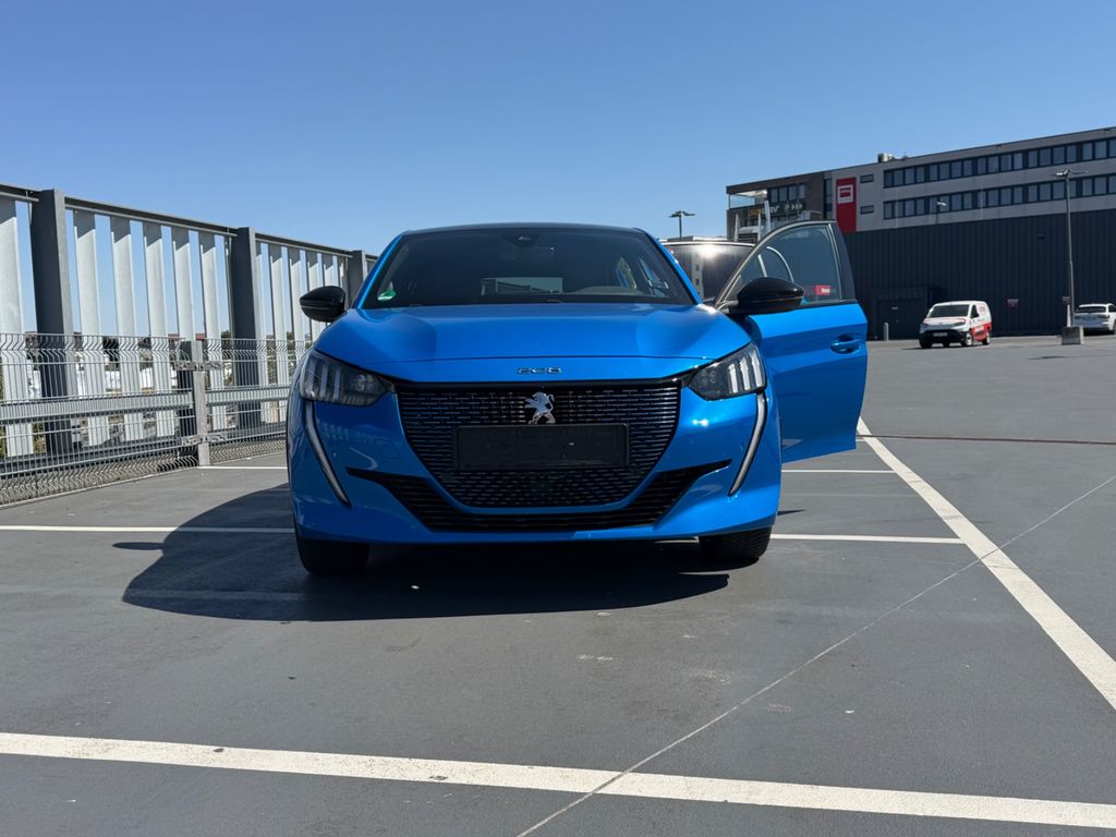 Image of Peugeot e-208