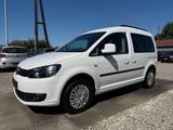 Volkswagen Caddy 1,6 Kasten/Kombi Soccer Trendline Sport - VW Caddy Gebrauchtwagen in Hannover