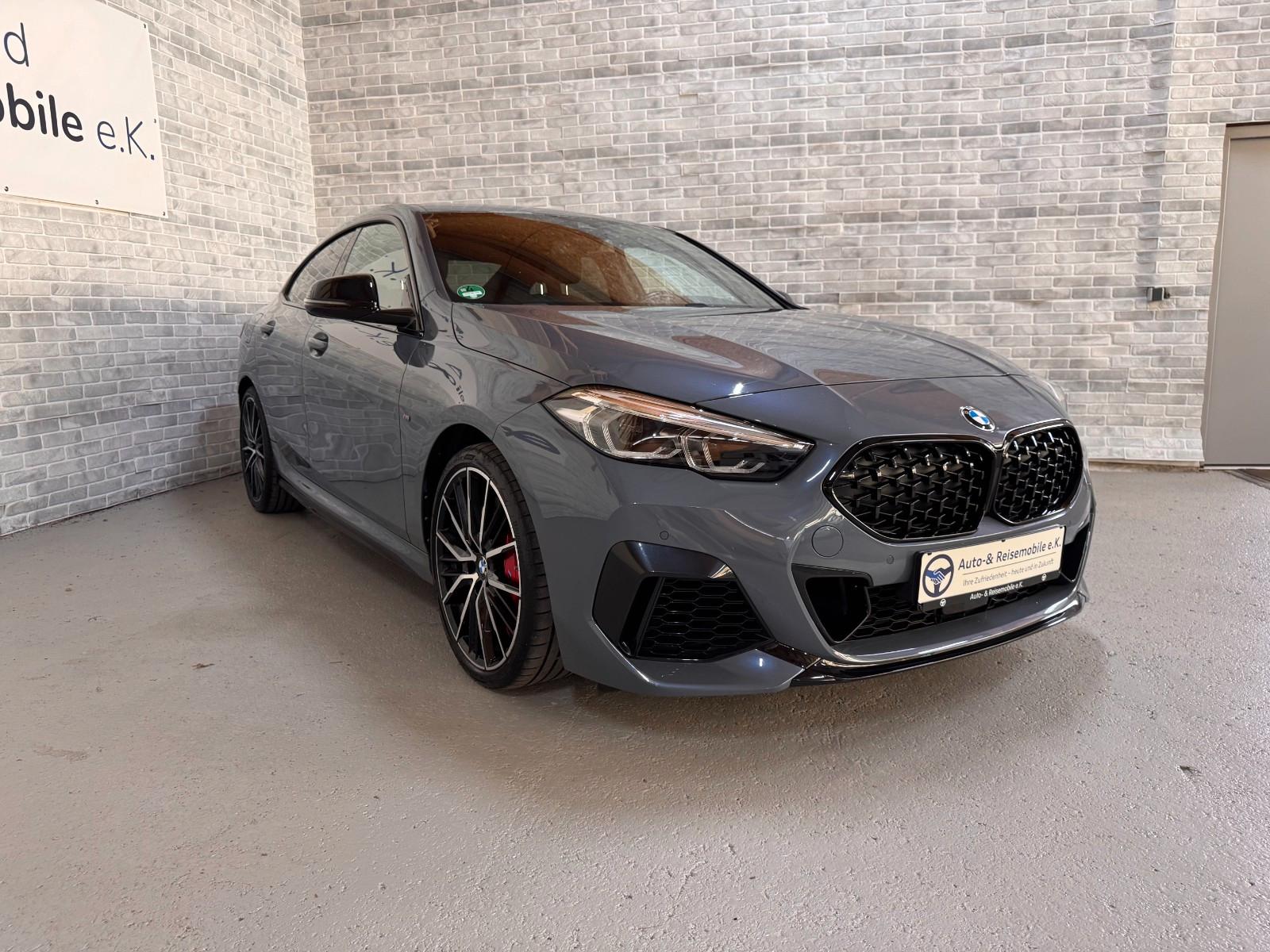 BMW M235i xDrive/PERFORMANCE M/19 Zoll /LED/AMBIENTE