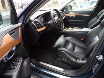 Volvo XC90 - 5