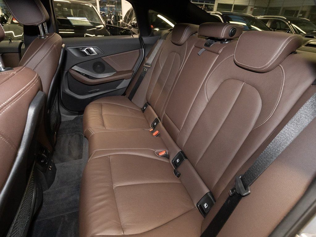 BMW 216 Gran Coupé - Bild 11