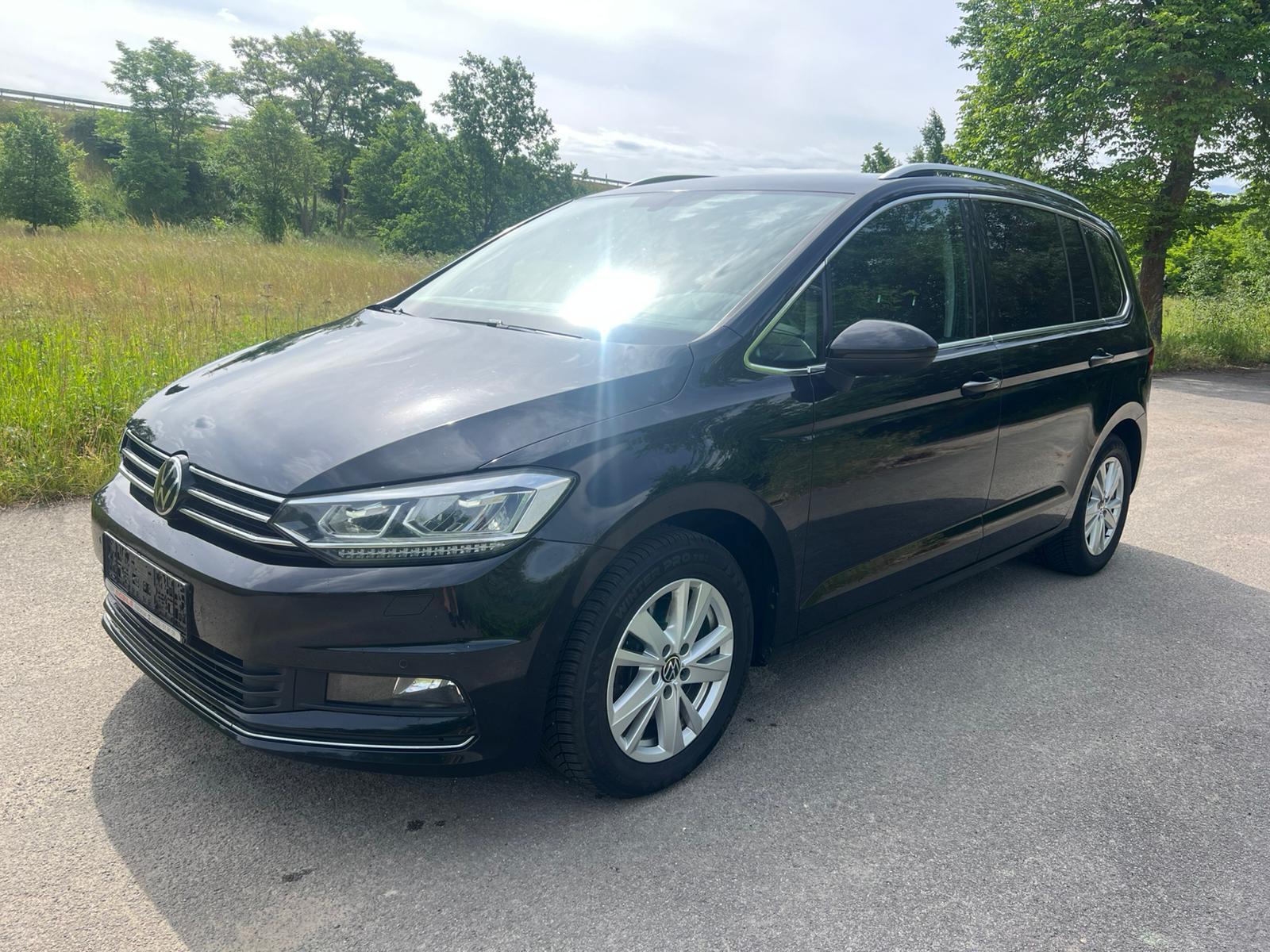 Volkswagen Touran 2.0TDI BlueMotion 7-Sitzer DSG AHK Klima