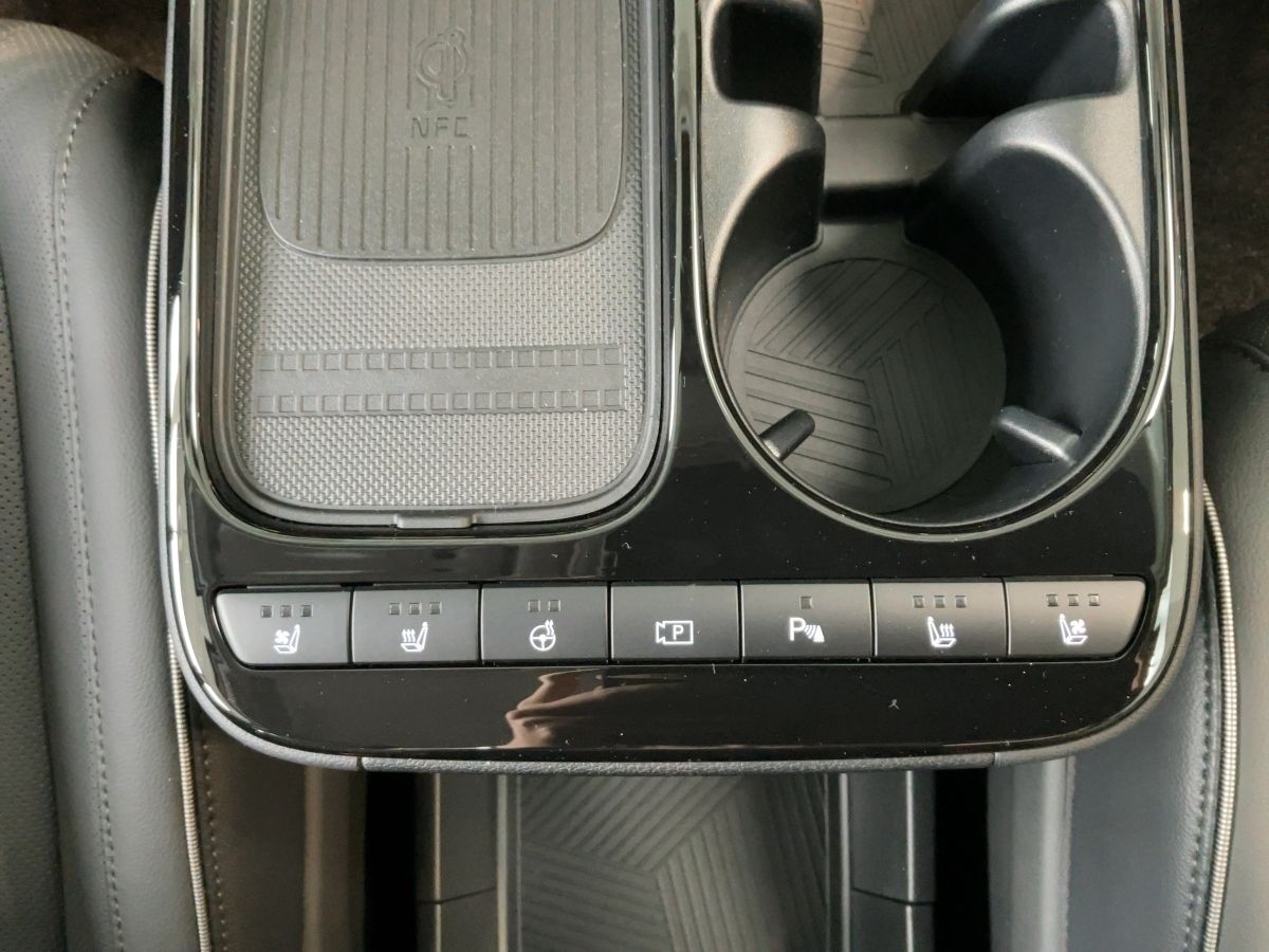 Hyundai IONIQ 5 – Bild 12