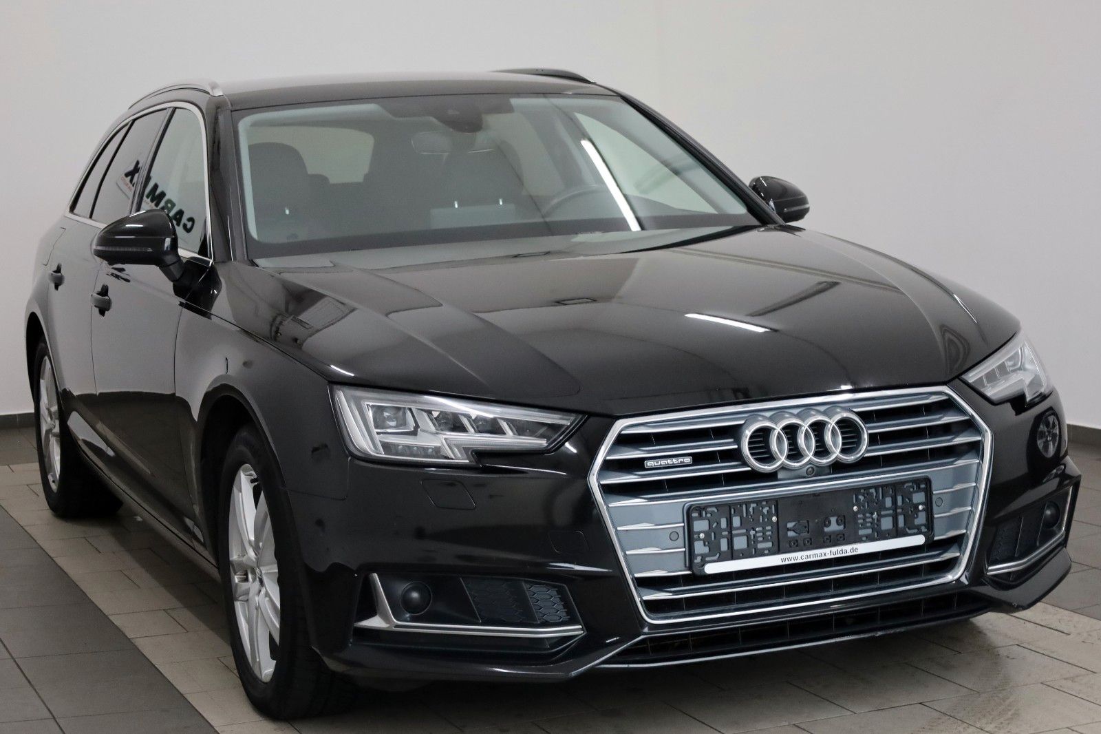 Fahrzeugabbildung Audi A4 Avant 40TDI quattro sport T.Leder,Navi,LED,SH