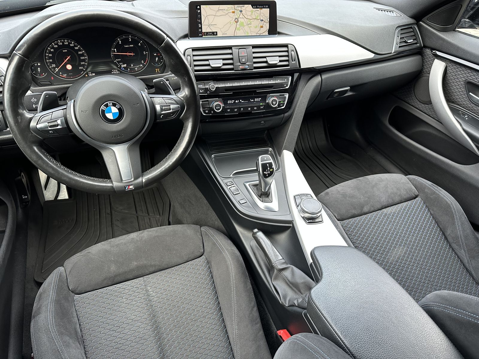 Fahrzeugabbildung BMW 435d Gran Coupé xDrive M-Sport NAV+LED+AHK+KAM+H
