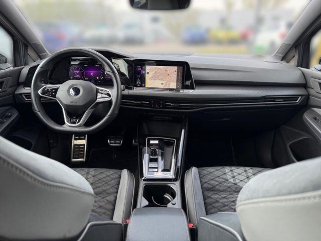 Golf 8 VIII R-Line 1.5 eTSI Navi ACC PDC v.+hi.