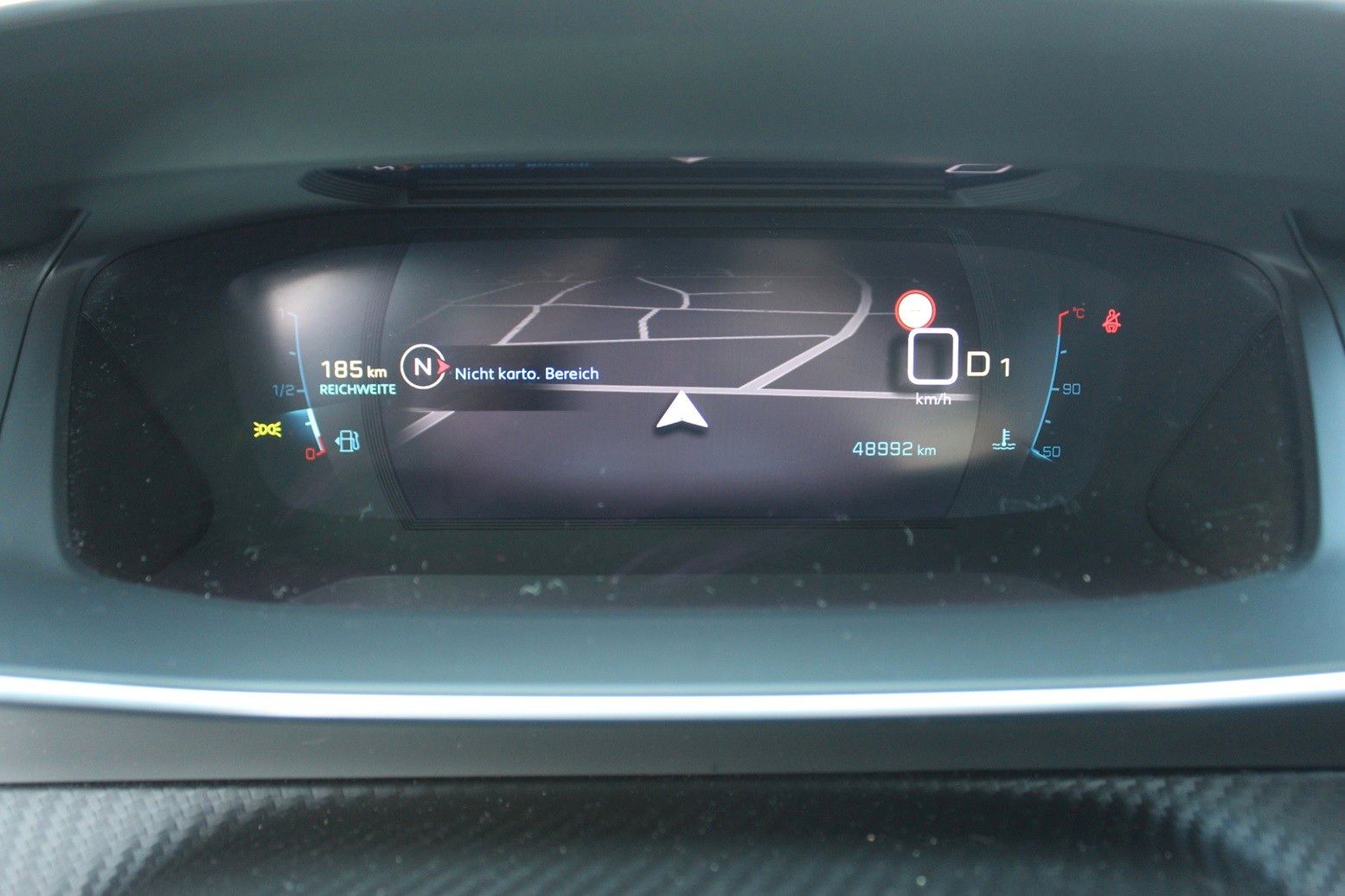 Fahrzeugabbildung Peugeot 2008 Allure Pack 1.2T NAVI/LED/PDC/180°CAM/DAB+