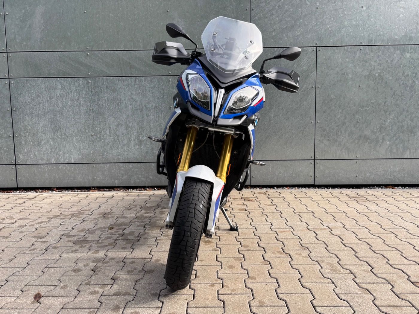 Fahrzeugabbildung BMW S 1000 XR HP 2 Pakete