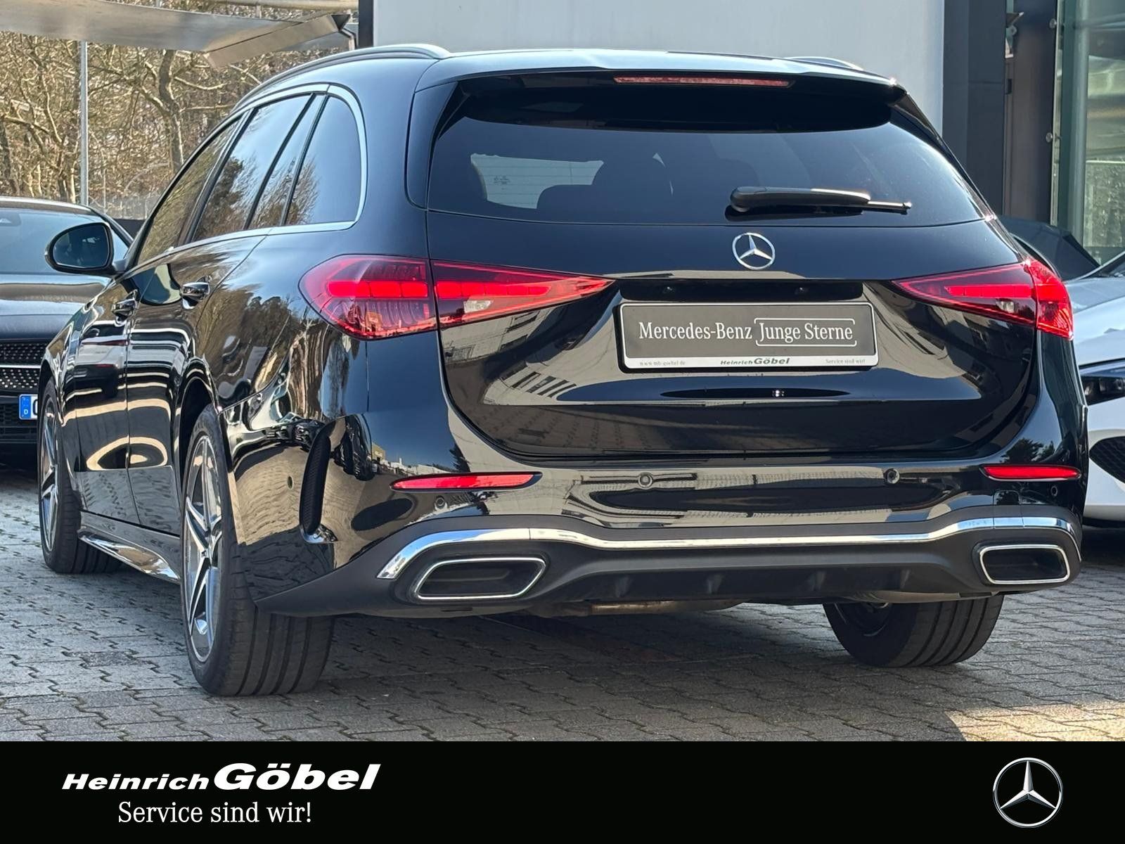 Fahrzeugabbildung Mercedes-Benz C 300 T AMG-ADV+ PANO MEM-SIT WP LED KAM AMB-BEL