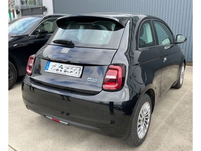 Fiat 500e Action *Radio und Winterpaket *Sitzheizung imagem 3