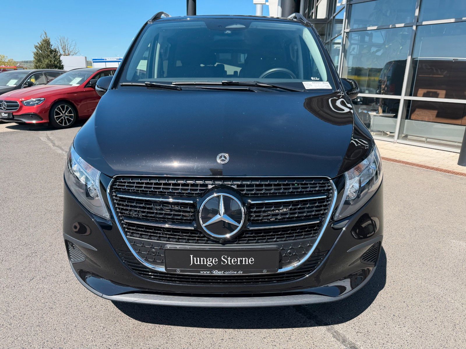 Fahrzeugabbildung Mercedes-Benz V 250 d DISTRONIC AHK2,5to Kamera
