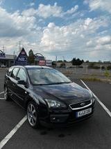 Ford Focus Turnier - Ford Focus aus 2005: Turnier