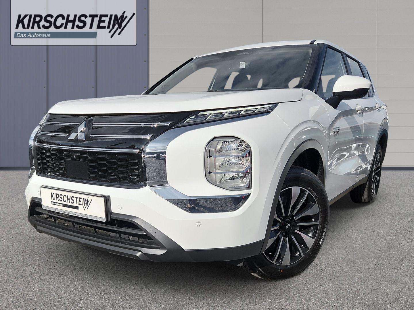Mitsubishi Plug-in Hybrid Outlander Basis 4WD AHK Dachträge
