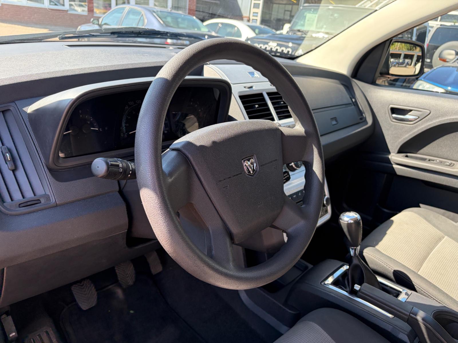 Dodge Journey 2.4 SE 170ch - CT récent - Pneus toutes saisons - Sièges chauffants