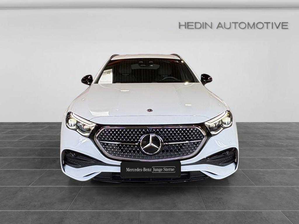 Mercedes-Benz E 220 d T 4M AMG|NIGHT|DISTR|360°|AHK|DIGI-Light